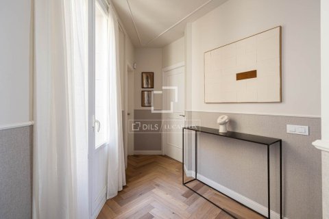 2 chambres apartment à vendre à Barcelona, Catalonia, Spain № 6820 - photo 15