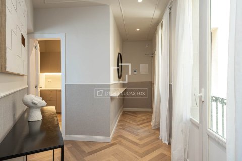 2 chambres apartment à vendre à Barcelona, Catalonia, Spain № 6820 - photo 17