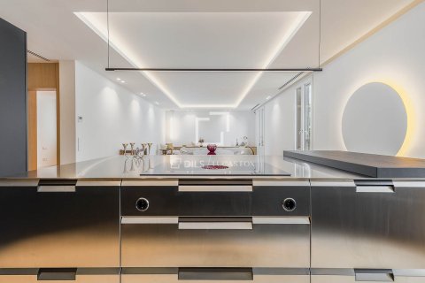 Apartamento de 4 dormitorios en venta en Barcelona, Cataluña, Spain № 6817 - foto 13