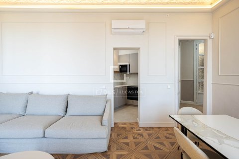 2 chambres apartment à vendre à Barcelona, Catalonia, Spain № 6821 - photo 15