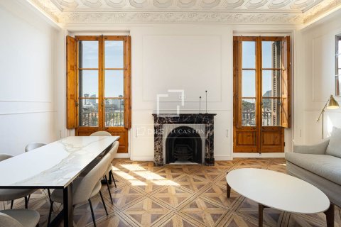 2 chambres apartment à vendre à Barcelona, Catalonia, Spain № 6821 - photo 4