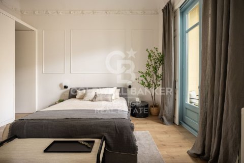 Apartamento de 3 dormitorios en venta en Barcelona, Cataluña, Spain № 6094 - foto 7