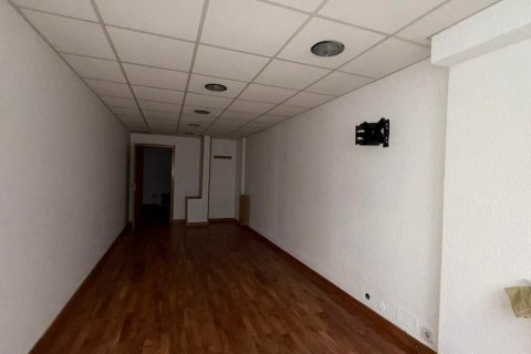 115 sq.m. office for rent in Principado De Andorra (Ninguna Poblacion Tiene C.P.), Lleida, Catalonia, Spain № 6098 - photo 4