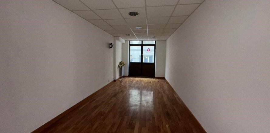 115 sq.m. office for rent in Principado De Andorra (Ninguna Poblacion Tiene C.P.), Lleida, Catalonia, Spain № 6098