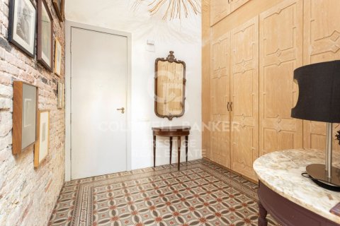 4 bedrooms apartment for sale in Barcelona, Catalonia, Spain № 6093 - photo 15