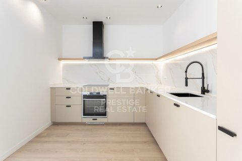 4 bedrooms apartment for sale in Barcelona, Catalonia, Spain № 6092 - photo 7