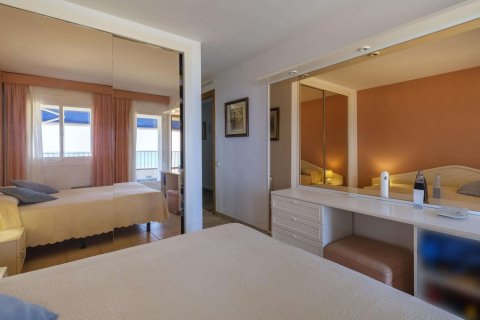 3 bedrooms apartment for sale in Arenys de Mar, Barcelona, Catalonia, Spain № 6210 - photo 11