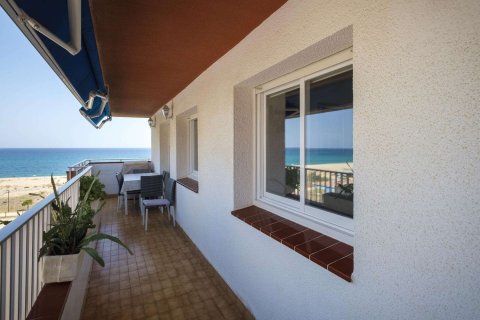 3 bedrooms apartment for sale in Arenys de Mar, Barcelona, Catalonia, Spain № 6210 - photo 21