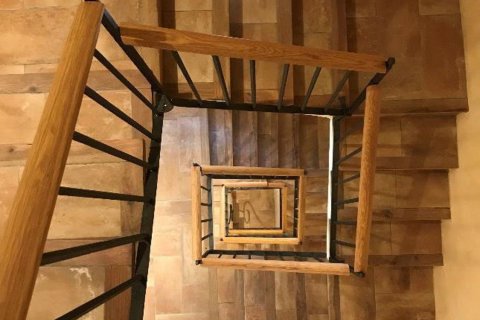 1363 sq.m. commercial property for sale in Barcelona, Catalonia, Spain № 6206 - photo 8