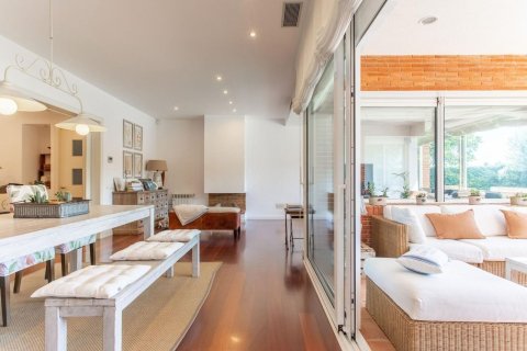 4 bedrooms house for sale in Sant Andreu de Llavaneres, Barcelona, Catalonia, Spain № 6209 - photo 10