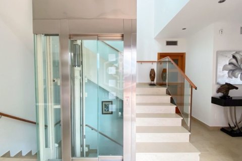 Купить виллу в Кальдес д'Эстрак, Испания с 5 спален, 379м², № 945 - фото 25