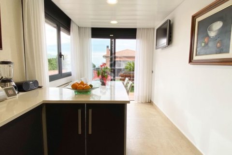 Купить виллу в Кальдес д'Эстрак, Испания с 5 спален, 379м², № 945 - фото 21