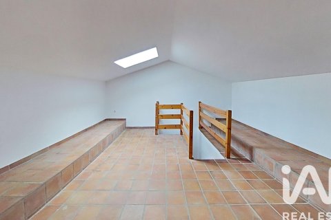 4 bedrooms townhouse for sale in Abrera, Barcelona, Catalonia, Spain № 4683 - photo 18