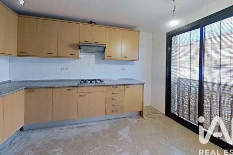 4 bedrooms townhouse for sale in Abrera, Barcelona, Catalonia, Spain № 4683 - photo 4