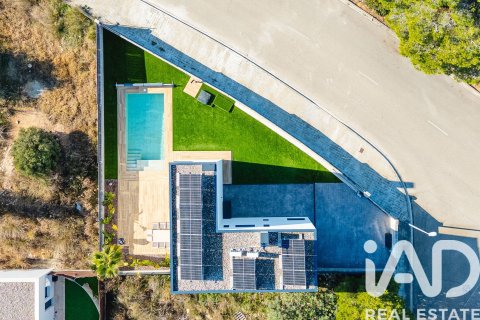 3 bedrooms house for sale in Cunit, Tarragona, Catalonia, Spain № 4680 - photo 5