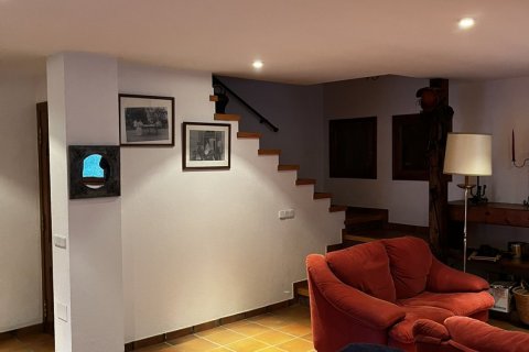 4 bedrooms house for sale in Girona, Catalonia, Spain № 4686 - photo 4