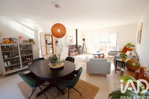 Сasa de 4 dormitorios en venta en Roda de Berà, Tarragona, Cataluña, Spain № 4681 - foto 8