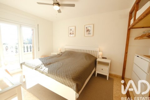 Сasa de 4 dormitorios en venta en Roda de Berà, Tarragona, Cataluña, Spain № 4681 - foto 11