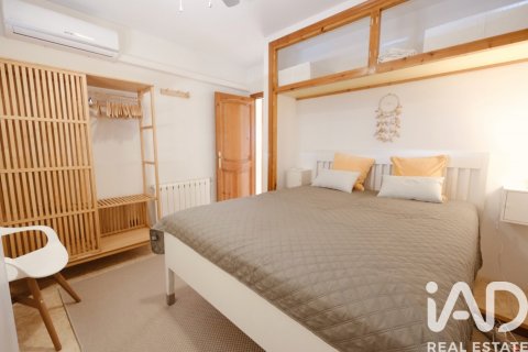 Сasa de 4 dormitorios en venta en Roda de Berà, Tarragona, Cataluña, Spain № 4681 - foto 12