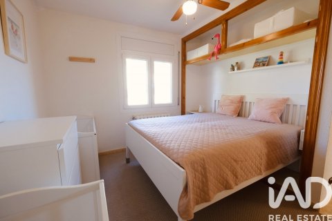 Сasa de 4 dormitorios en venta en Roda de Berà, Tarragona, Cataluña, Spain № 4681 - foto 13