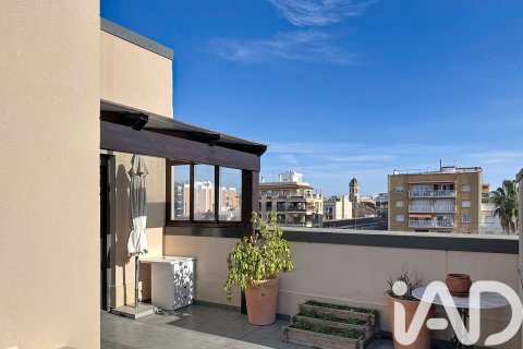 4 bedrooms penthouse for sale in Vilanova i la Geltru, Barcelona, Catalonia, Spain № 4685 - photo 23