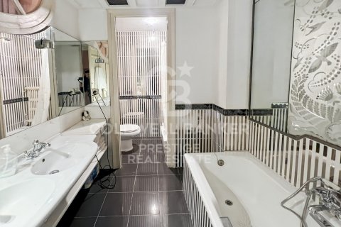 3 bedrooms apartment for sale in Barcelona, Catalonia, Spain № 5782 - photo 15