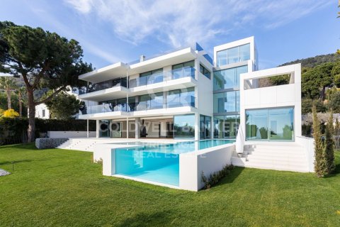 8 bedrooms house for sale in Barcelona, Catalonia, Spain № 5781 - photo 2