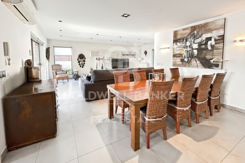 5 chambres house à vendre à Roses, Girona, Catalonia, Spain № 5783 - photo 3