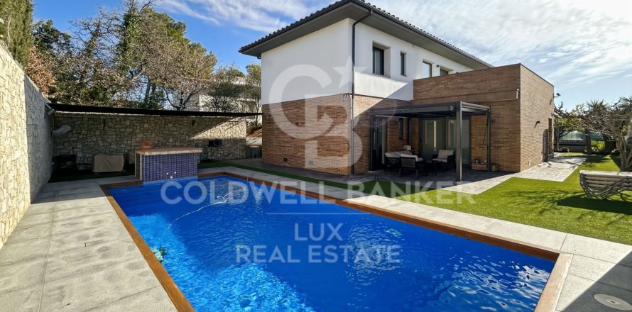 5 chambres house à vendre à Roses, Girona, Catalonia, Spain № 5783