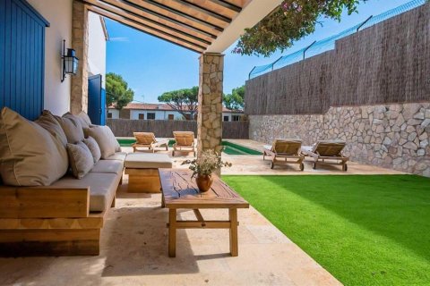 Купить дом в Калелья-де-Палафружель, Испания с 6 комнат, № 1763 - фото 16