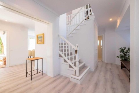 Купить дом в Калелья-де-Палафружель, Испания с 6 комнат, № 1763 - фото 10