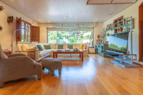 Купить дом в Тамариу, Испания с 6 комнат, № 1765 - фото 4