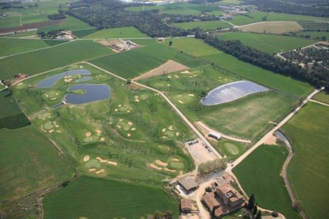 5615 sq.m. commercial property for sale in La Garriga, Barcelona, Catalonia, Spain № 1761 - photo 2