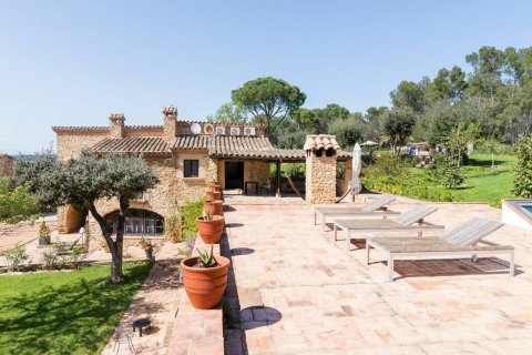 7 chambres house à vendre à Vullpellac, Girona, Catalonia, Spain № 1764 - photo 10