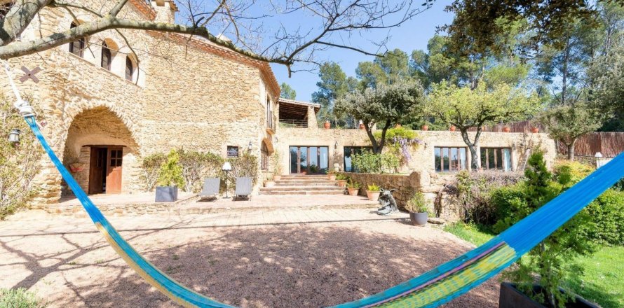 7 chambres house à vendre à Vullpellac, Girona, Catalonia, Spain № 1764