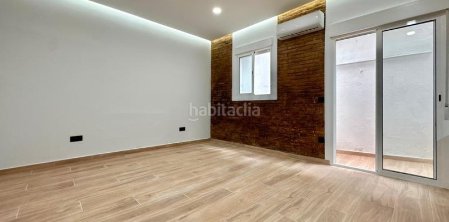 Apartamento de 3 dormitorios en venta en Horta-Guinardó, Barcelona, Cataluña, Spain № 2034