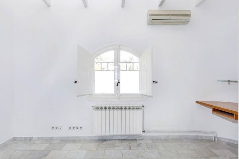 5 chambres villa à vendre à Valldoreix, Barcelona, Catalonia, Spain № 4111 - photo 24