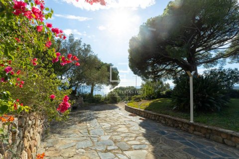 8 chambres villa à vendre à Sant Pol de Mar, Barcelona, Catalonia, Spain № 4112 - photo 21