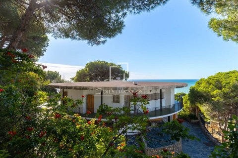 8 chambres villa à vendre à Sant Pol de Mar, Barcelona, Catalonia, Spain № 4112 - photo 3