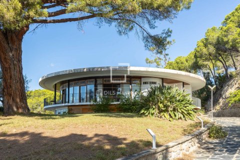 8 chambres villa à vendre à Sant Pol de Mar, Barcelona, Catalonia, Spain № 4112 - photo 11