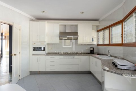 8 chambres villa à vendre à Sant Pol de Mar, Barcelona, Catalonia, Spain № 4112 - photo 13