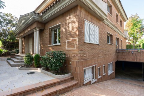 7 chambres villa à vendre à Sant Cugat Del Valles, Barcelona, Catalonia, Spain № 4116