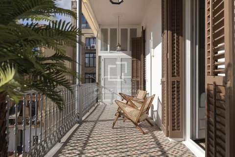 4 chambres apartment à vendre à Barcelona, Catalonia, Spain № 4113 - photo 5