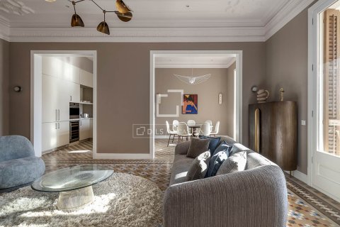4 chambres apartment à vendre à Barcelona, Catalonia, Spain № 4113 - photo 4