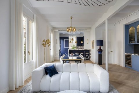 3 chambres apartment à vendre à Barcelona, Catalonia, Spain № 4115