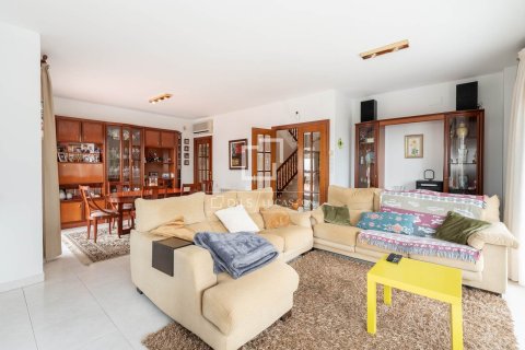 5 chambres villa à vendre à Castelldefels, Barcelona, Catalonia, Spain № 4110 - photo 6