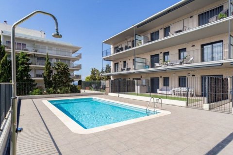 3 bedrooms apartment for sale in Salou, Tarragona, Catalonia, Spain № 7210 - photo 3