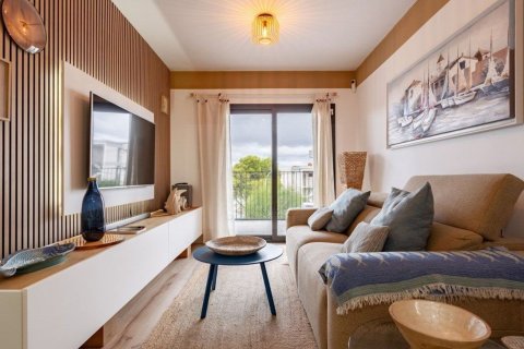 3 bedrooms apartment for sale in Salou, Tarragona, Catalonia, Spain № 7210 - photo 28