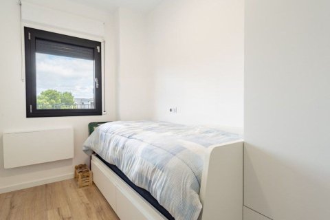 3 bedrooms apartment for sale in Salou, Tarragona, Catalonia, Spain № 7210 - photo 8