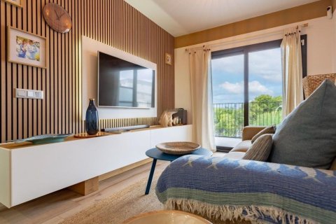 3 bedrooms apartment for sale in Salou, Tarragona, Catalonia, Spain № 7210 - photo 30